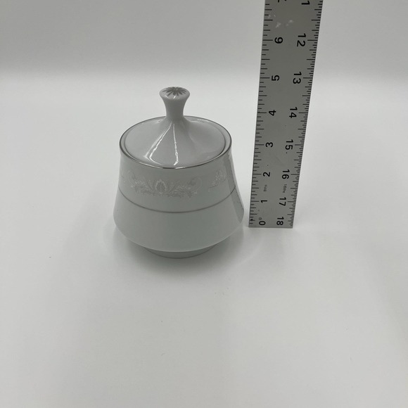 Crown Ming Fine China Sugar Bowl with Lid Silver Trim Floral Pattern - Picture 10 of 10